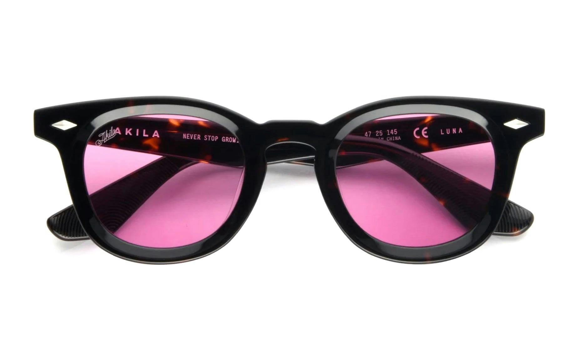 modèle de lunette de la marque Akila