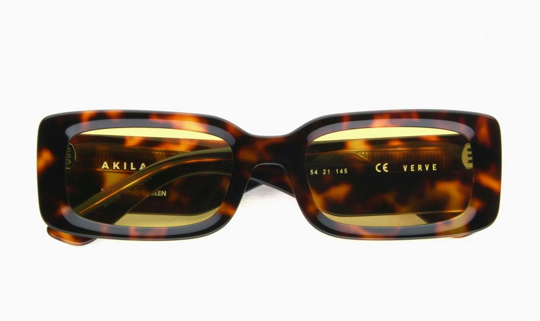 modèle de lunette de la marque Akila