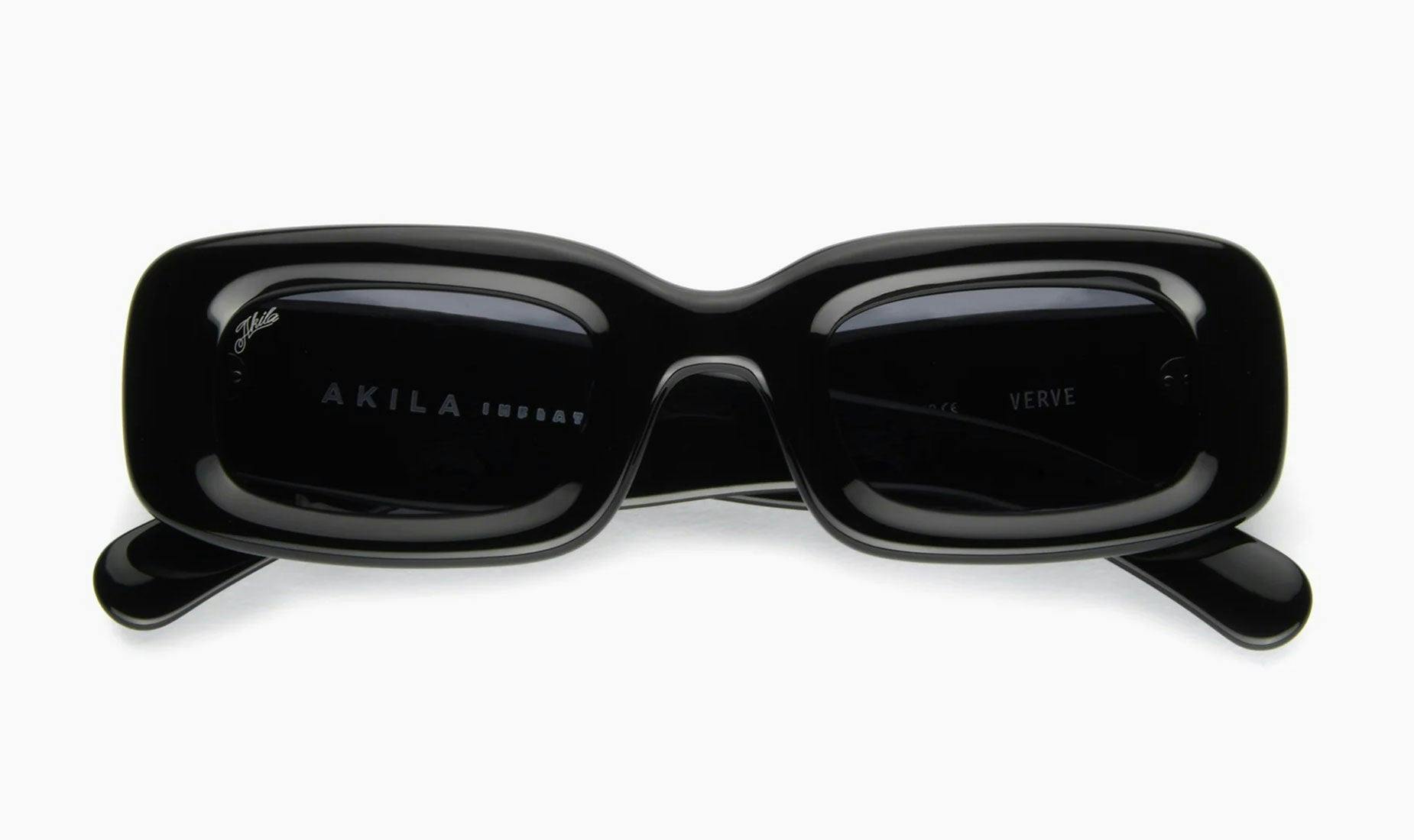 modèle de lunette de la marque Akila